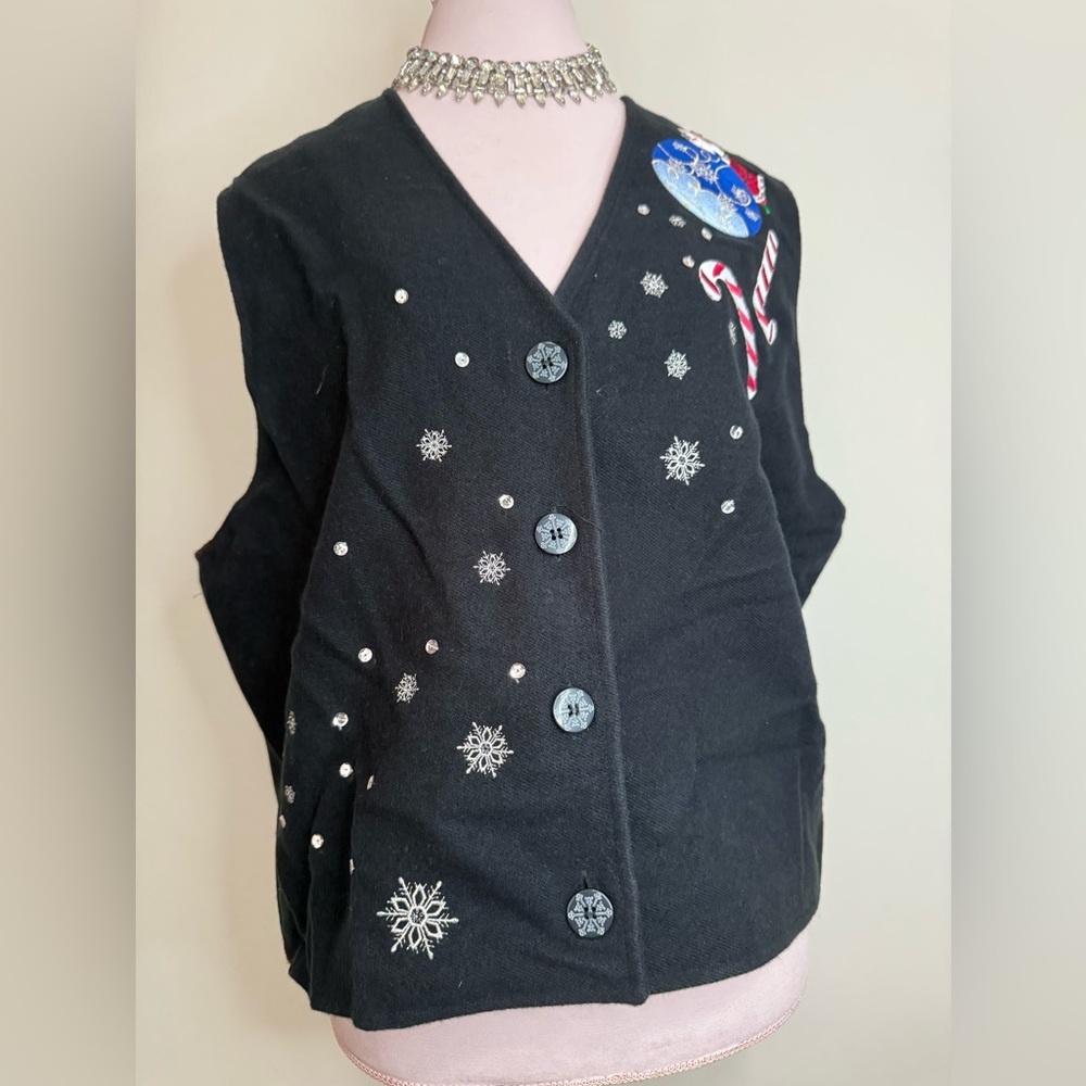 Karen Scott NWT Vintage Black Women's Festive Vest in size XL